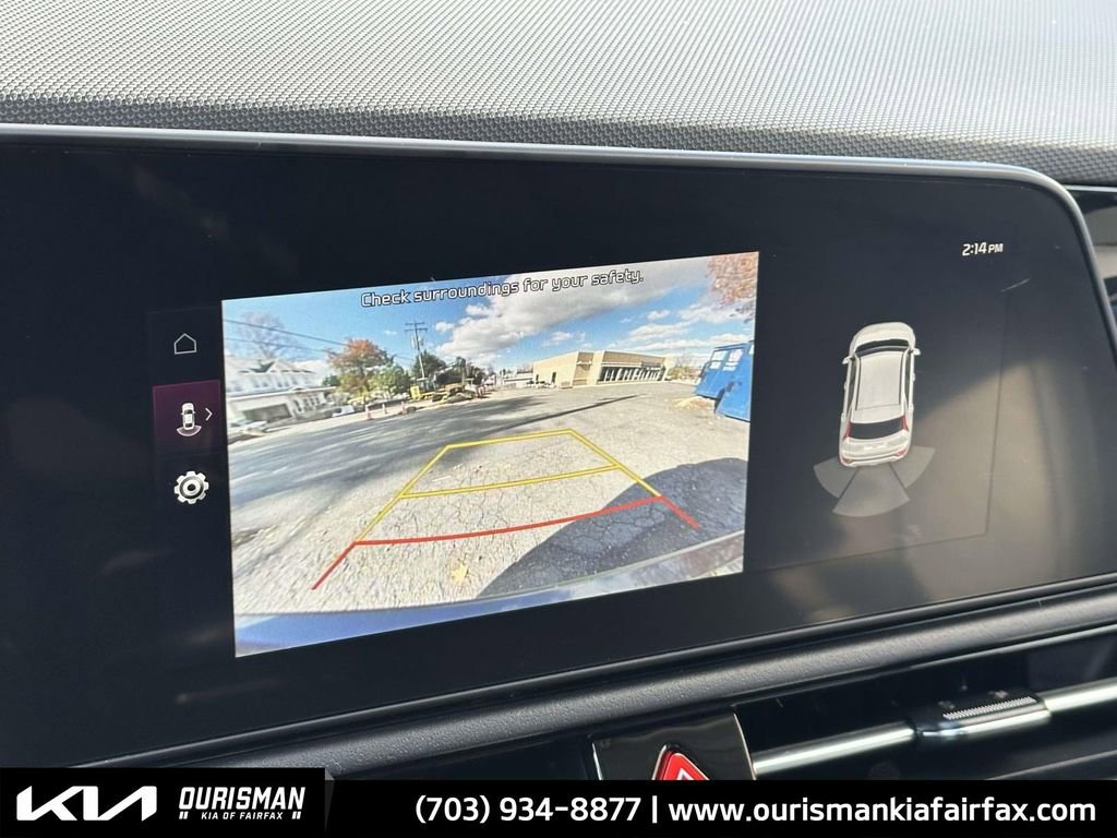 Used 2024 Kia Niro EX w/ EX Cold Weather Package image 5