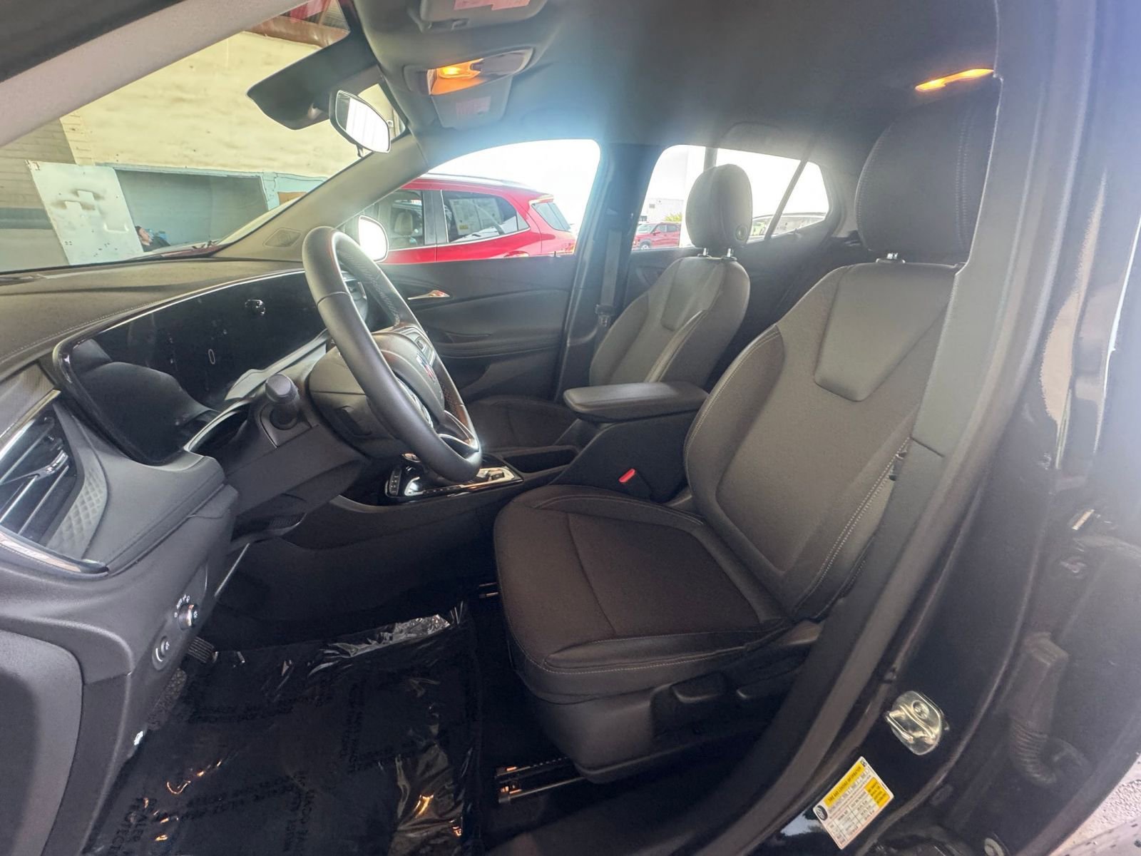 Used 2025 Buick Encore GX Preferred image 34