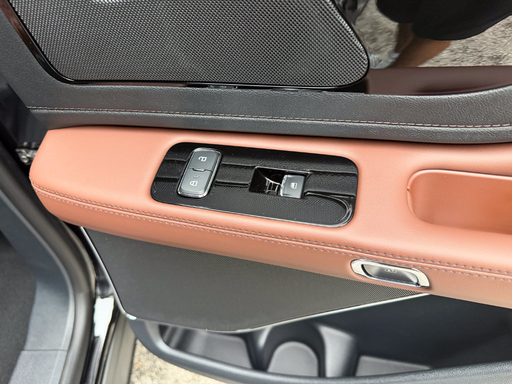 New 2026 Lincoln Aviator Reserve AWD/4WD image 34