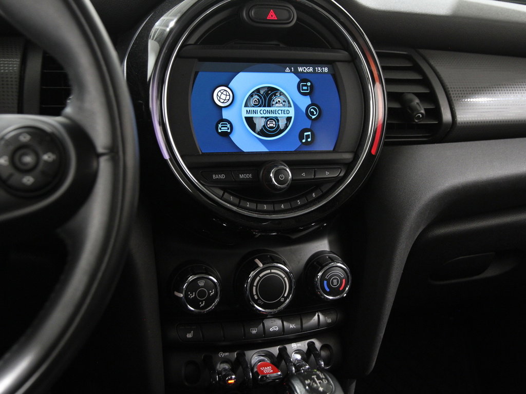 Used 2019 MINI Cooper 2-Door Hardtop image 9