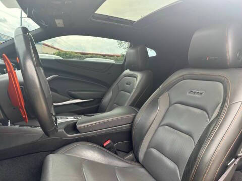 Used 2017 Chevrolet Camaro SS w/ 50th Anniversary Edition RWD image 9