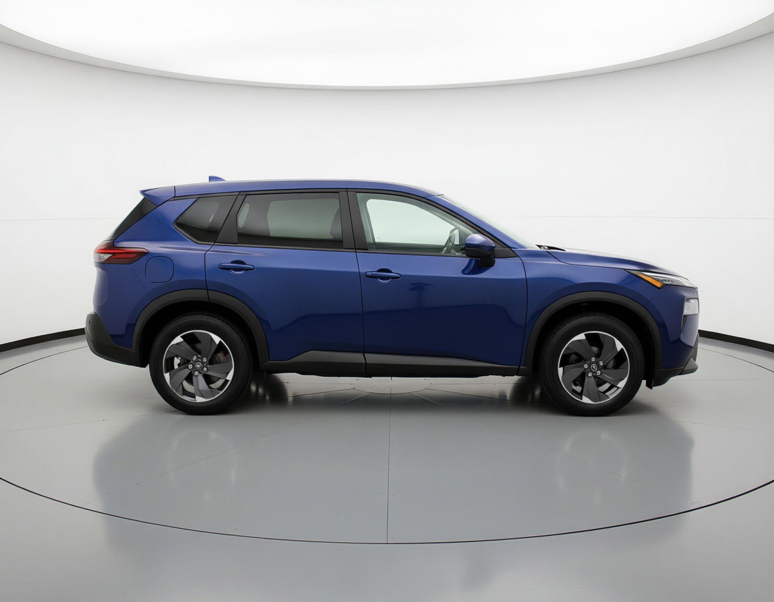 Used 2025 Nissan Rogue SV image 11