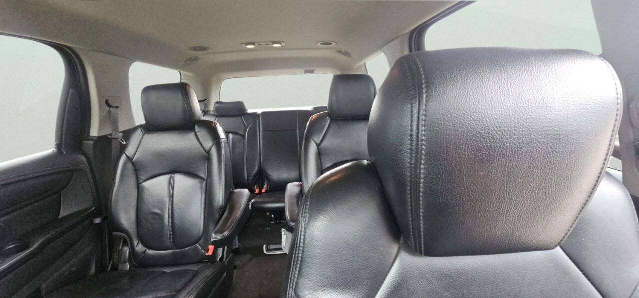 Used 2014 GMC Acadia SLE FWD image 9
