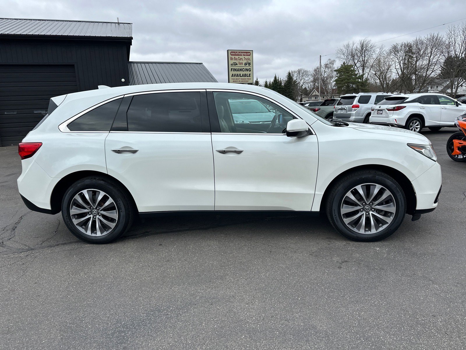 Used 2016 Acura MDX SH-AWD w/ Technology Package image 2