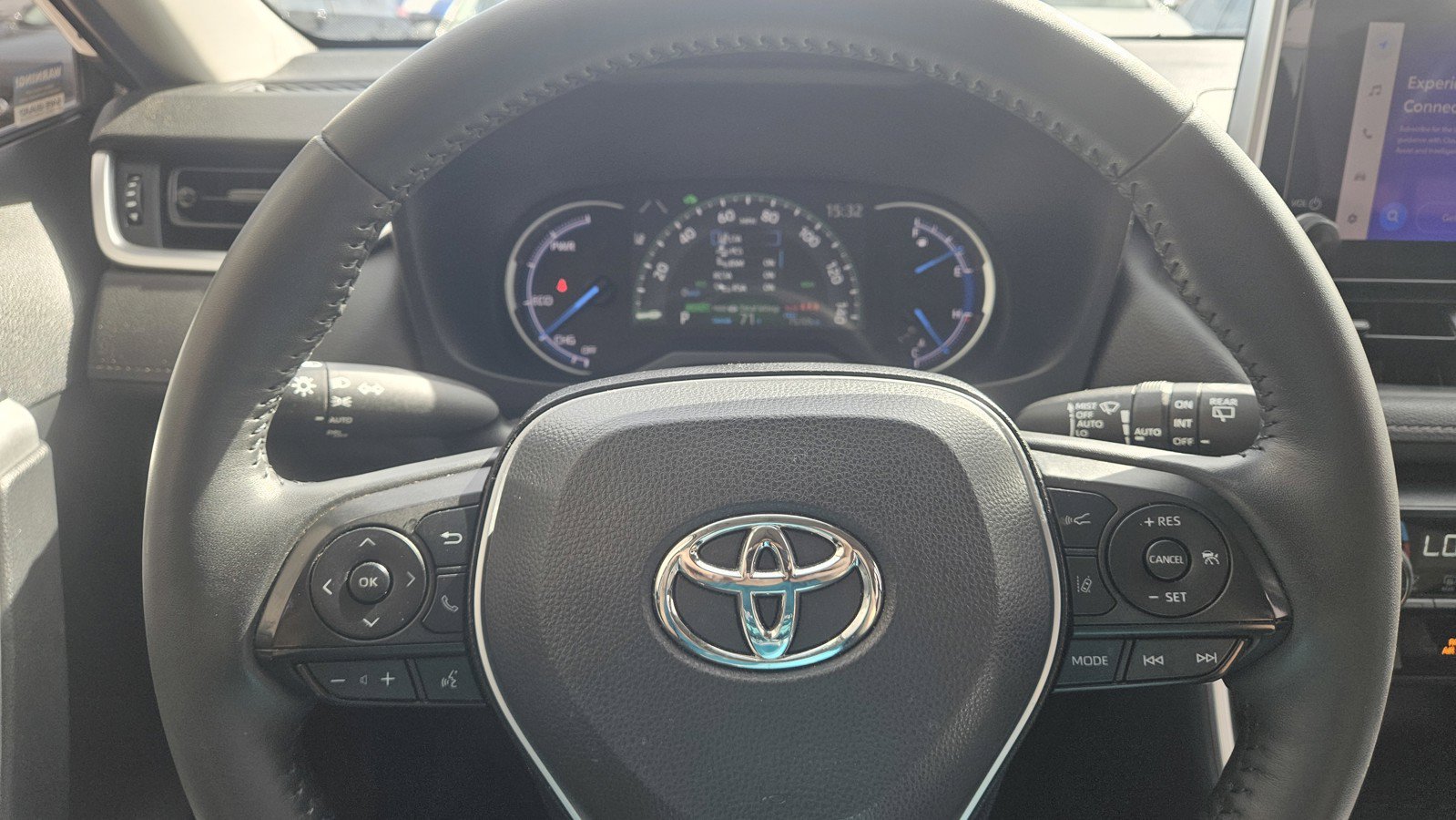 Used 2023 Toyota RAV4 XLE w/ Convenience Package AWD/4WD image 16