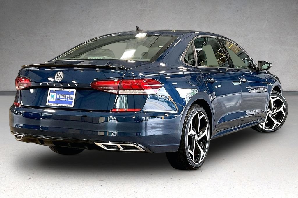 Used 2021 Volkswagen Passat 2.0T R-Line FWD image 7