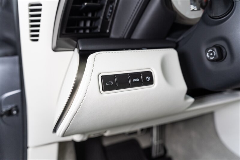Used 2026 Lexus LC 500 Coupe w/ Inspiration Series RWD image 97