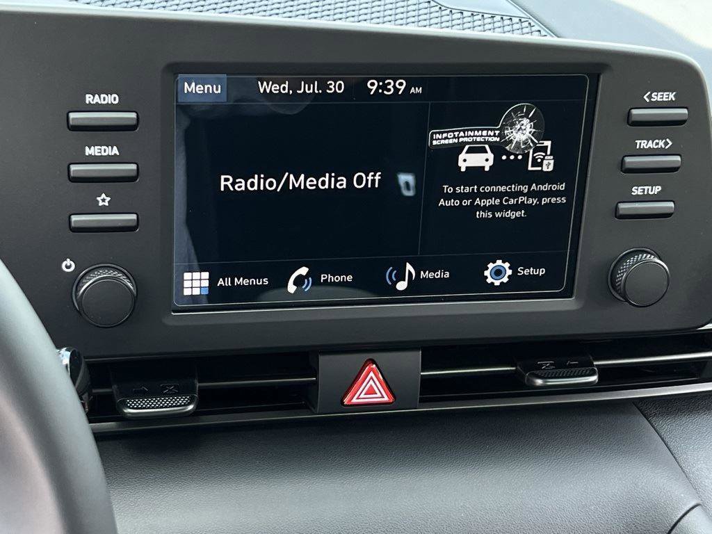 New 2025 Hyundai Elantra Sport w/ Cargo Package image 10