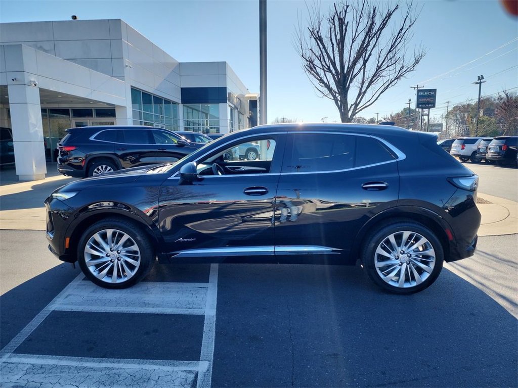 Certified 2025 Buick Envision Avenir image 5
