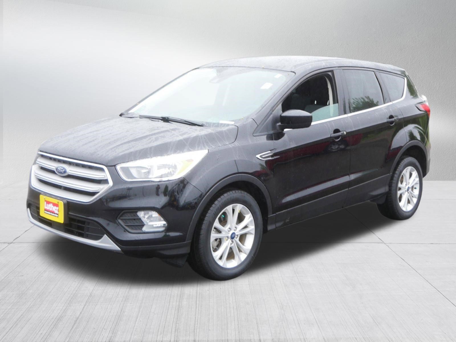 Used 2019 Ford Escape SE AWD/4WD image 3