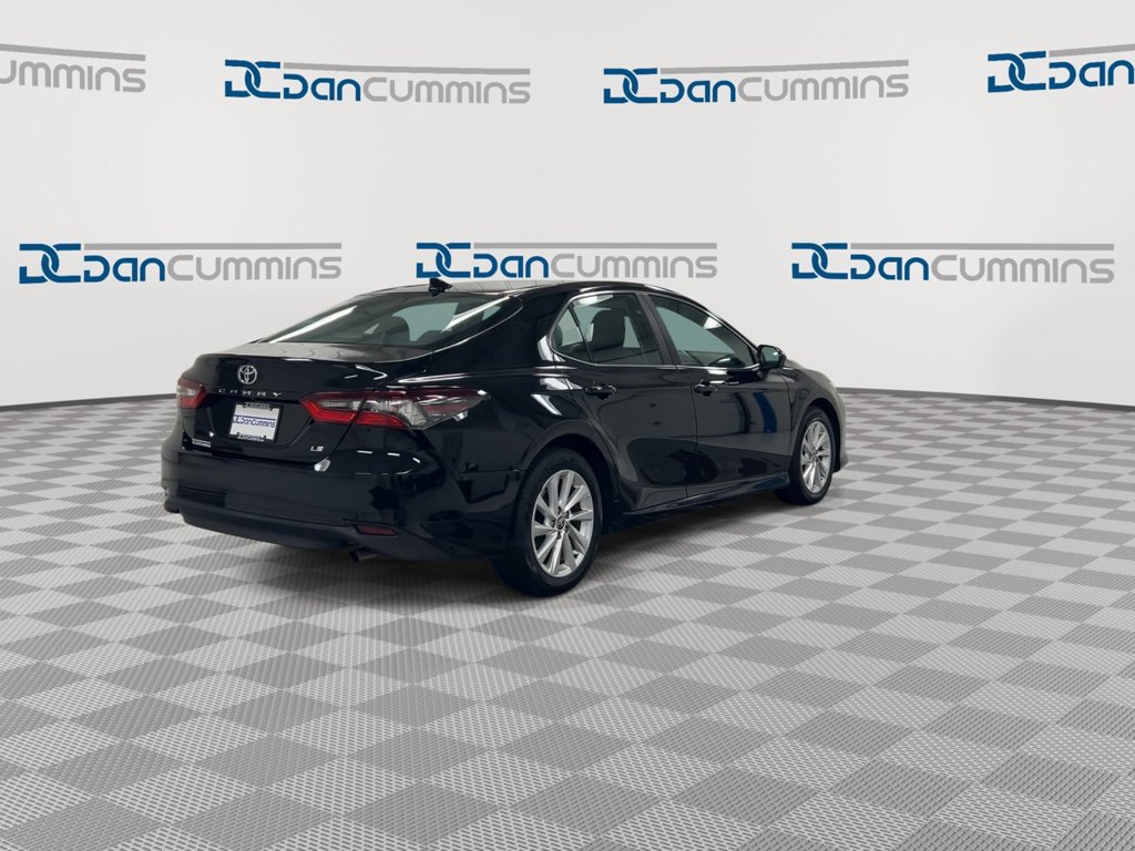 Used 2024 Toyota Camry LE FWD image 8
