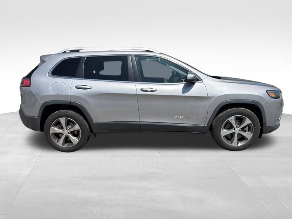 Used 2020 Jeep Cherokee Limited AWD/4WD image 16