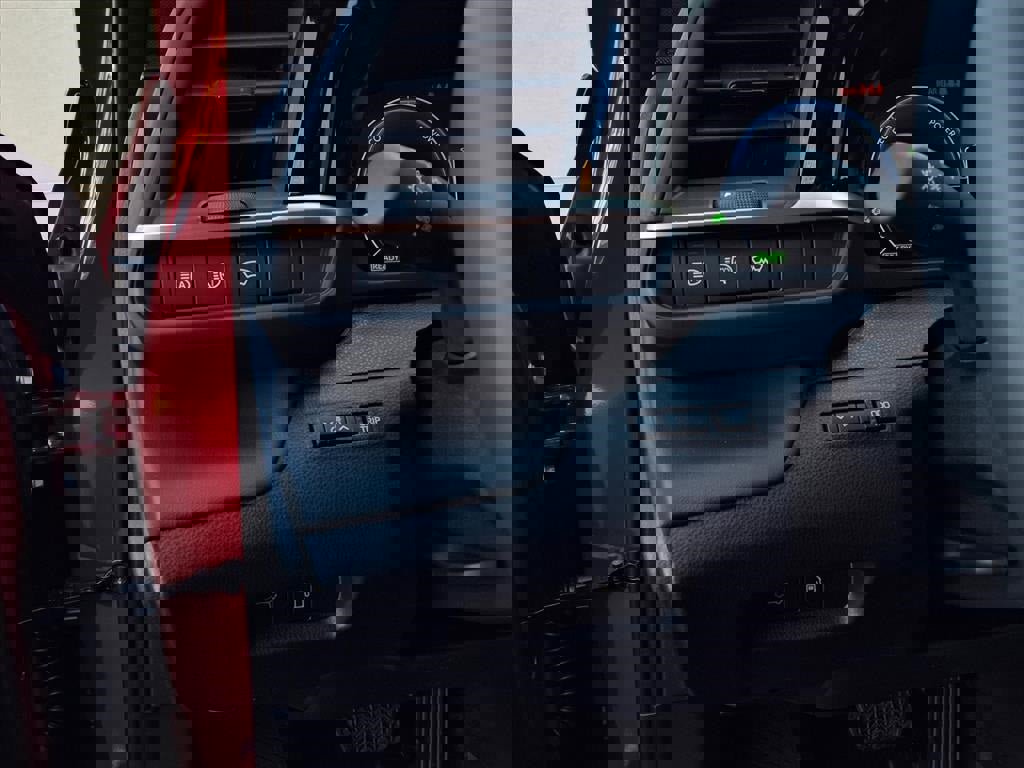 New 2025 Toyota Crown Signia image 12