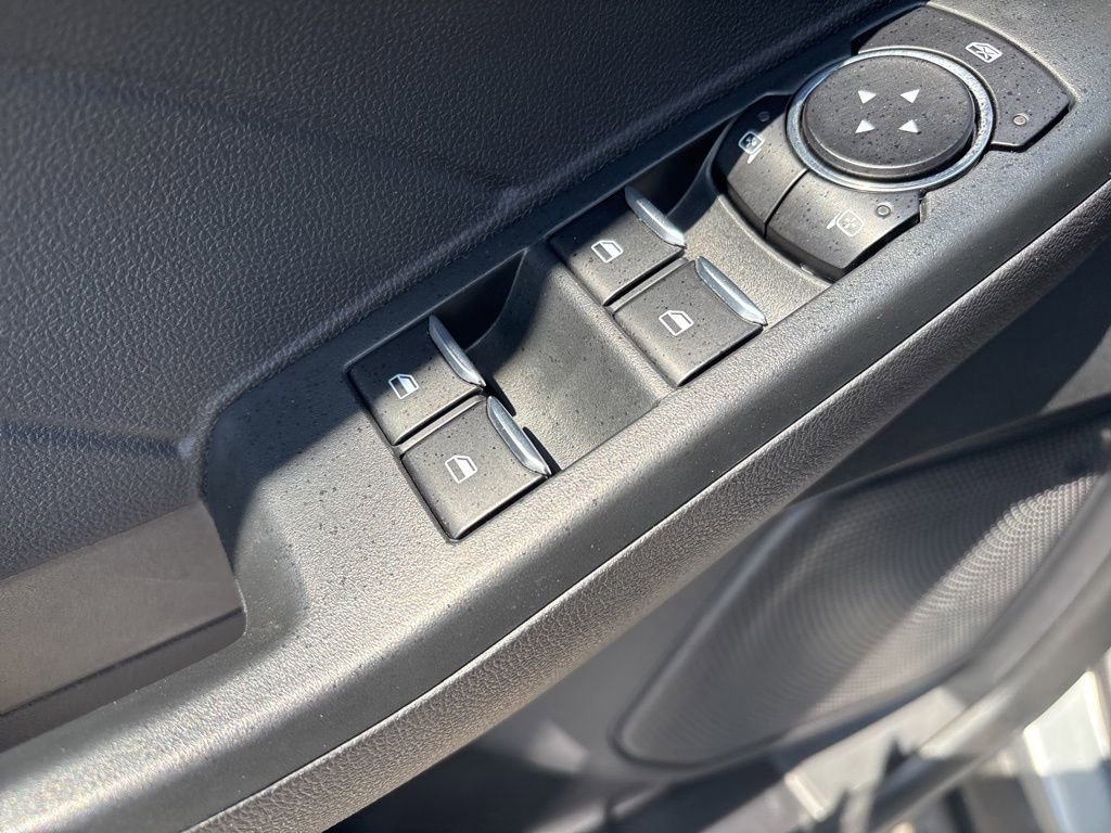 Used 2022 Ford Escape SEL w/ Technology Package FWD image 22