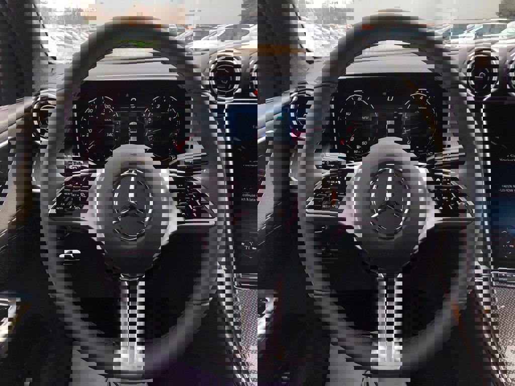 New 2026 Mercedes-Benz GLC 300 4MATIC image 19