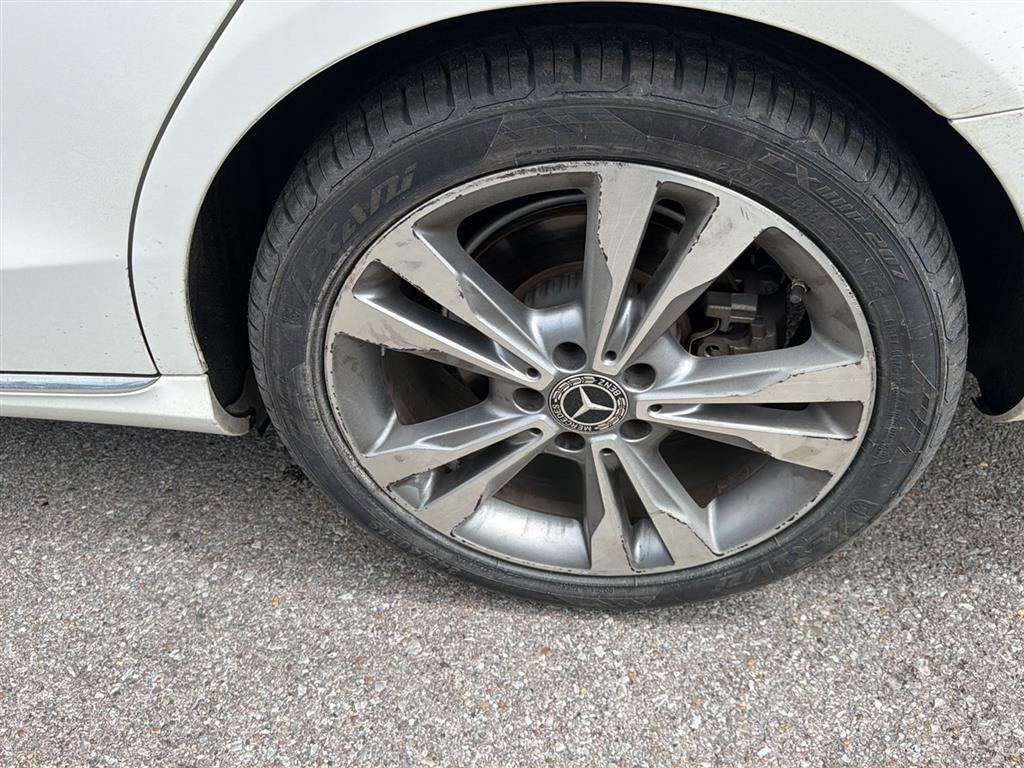 Certified 2018 Mercedes-Benz C 300 Sedan w/ Premium Package image 7