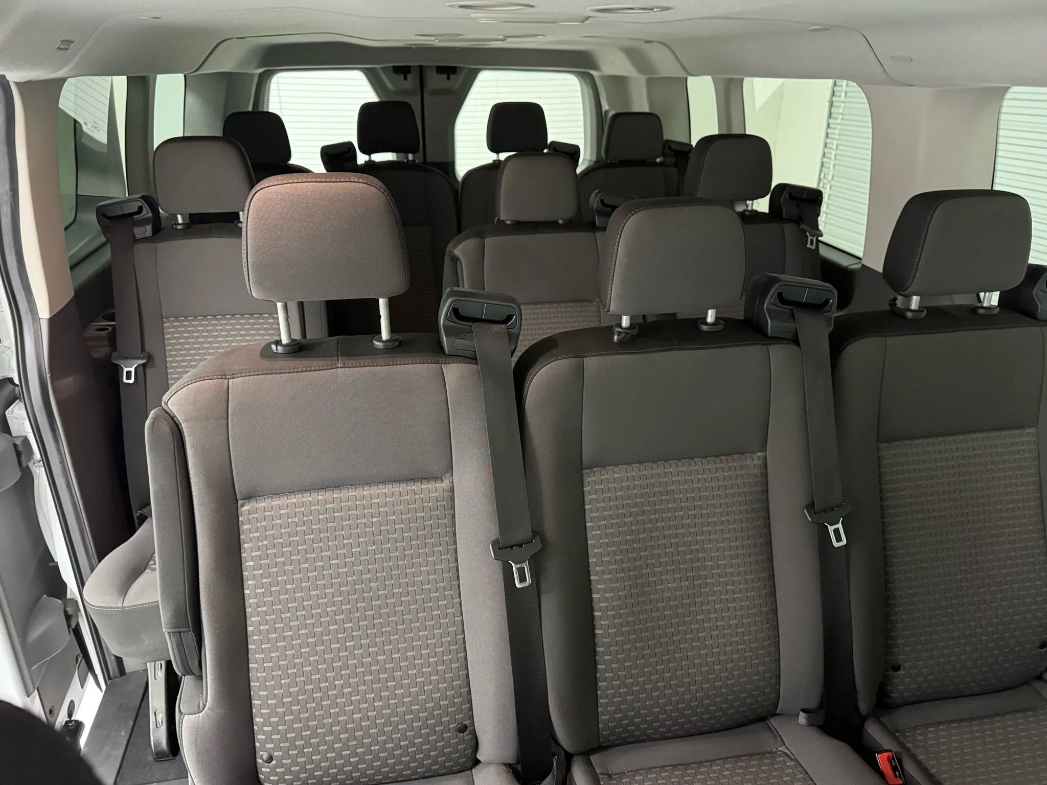 Used 2023 Ford Transit 350 XLT RWD image 13