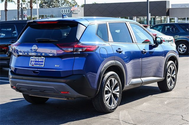 Used 2023 Nissan Rogue SV image 6