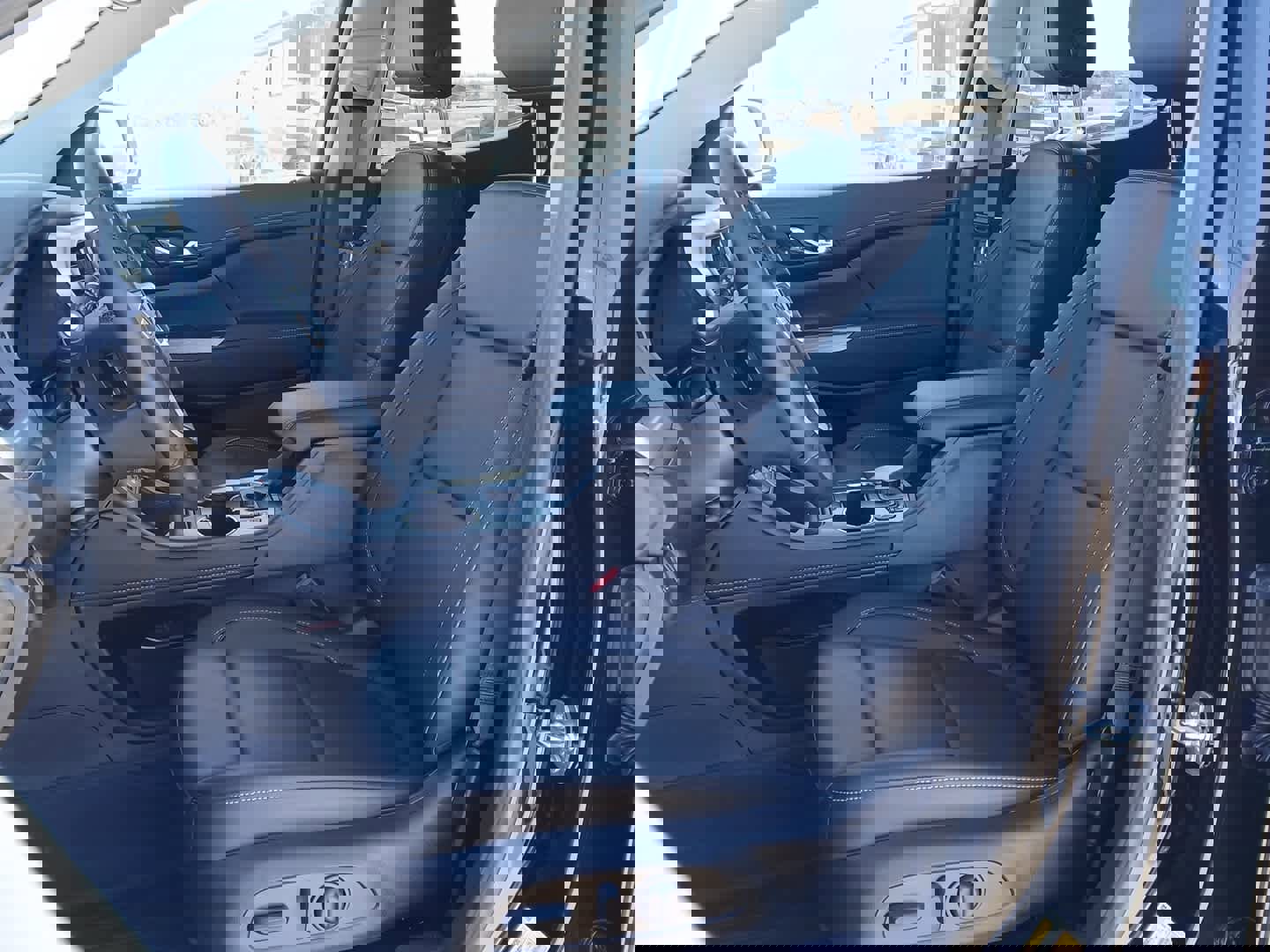 Used 2023 GMC Acadia SLT w/ Preferred Package image 50