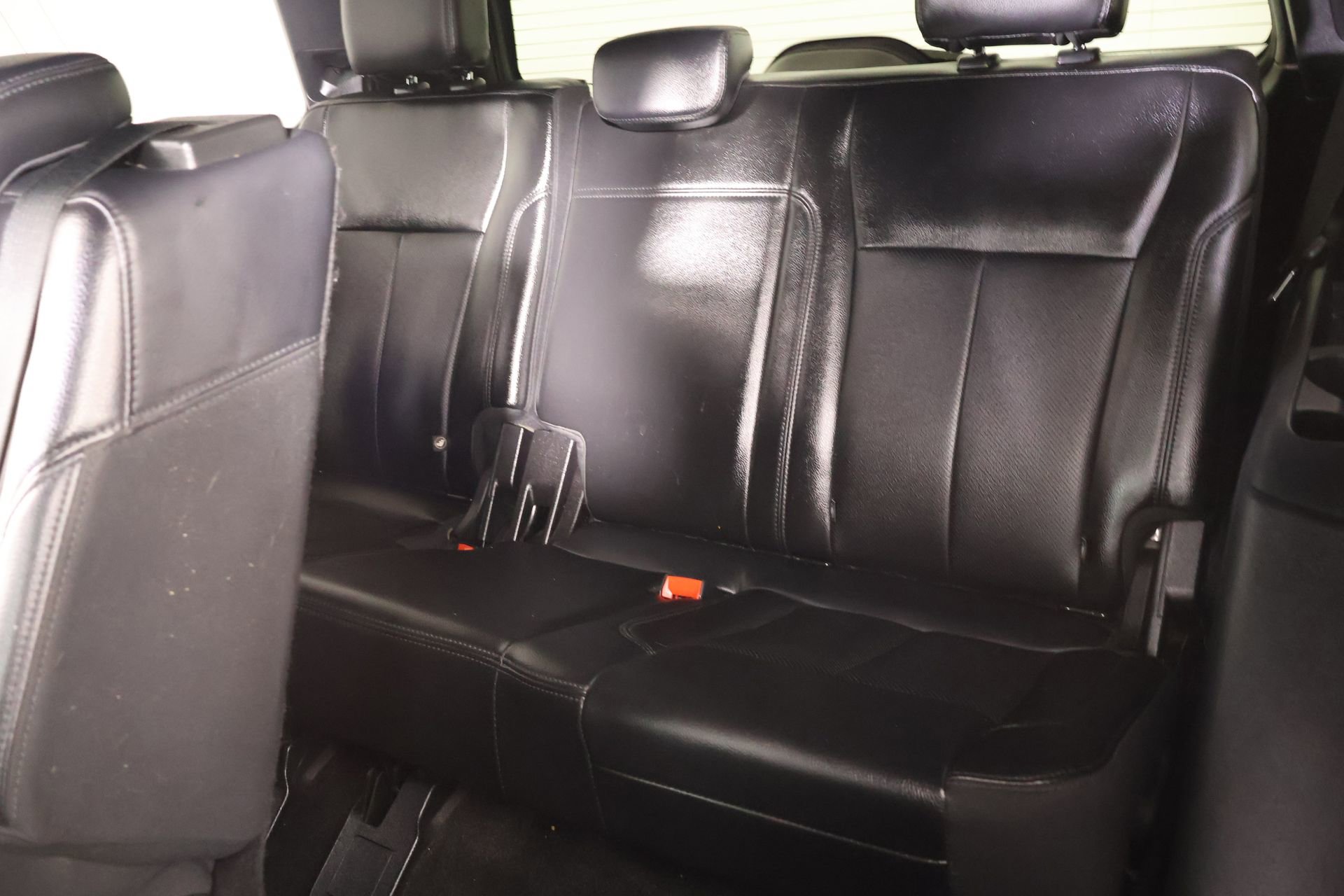 Used 2020 Ford Expedition XLT w/ Equipment Group 201A RWD image 12