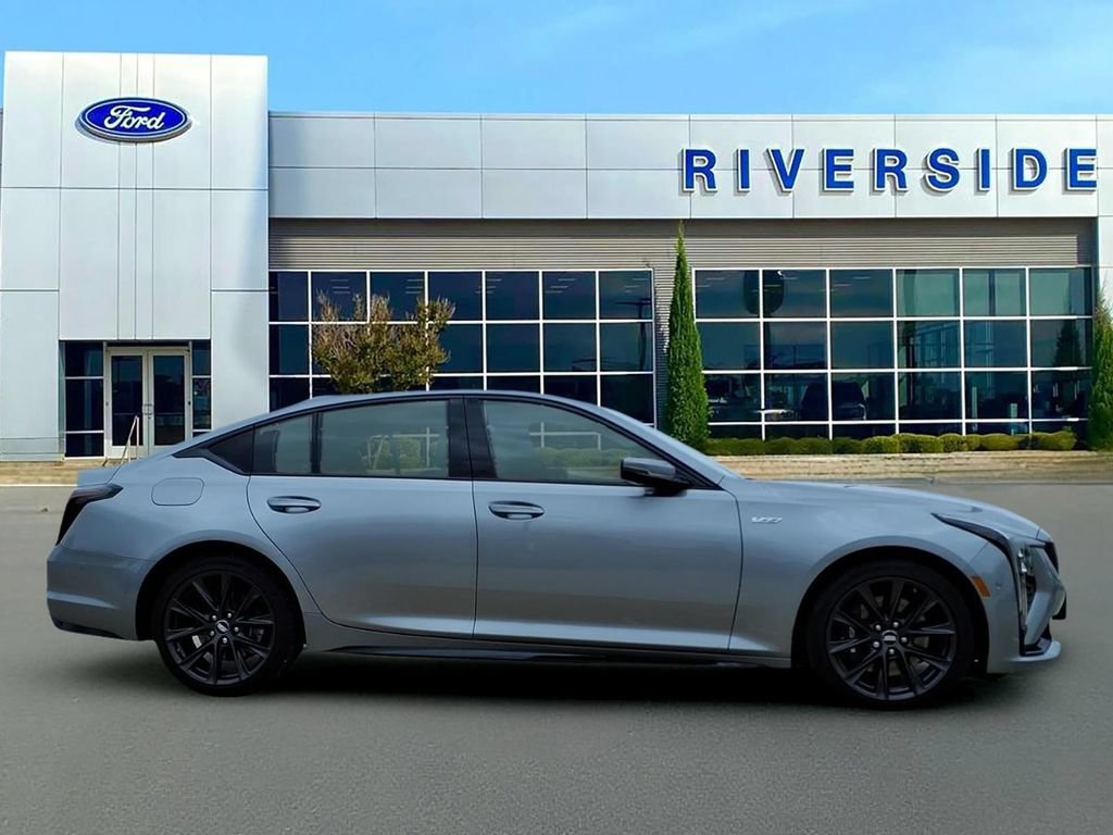 Used 2026 Cadillac CT5 V w/ Technology Package AWD/4WD image 8