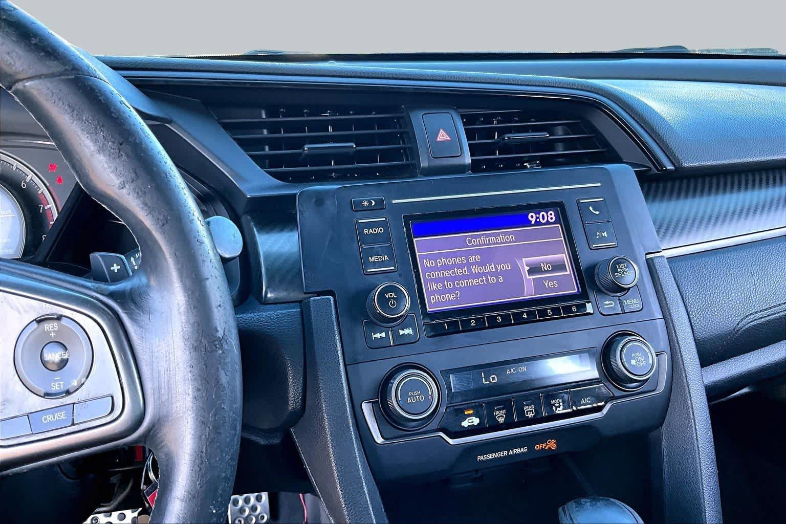 Used 2017 Honda Civic Sport image 6
