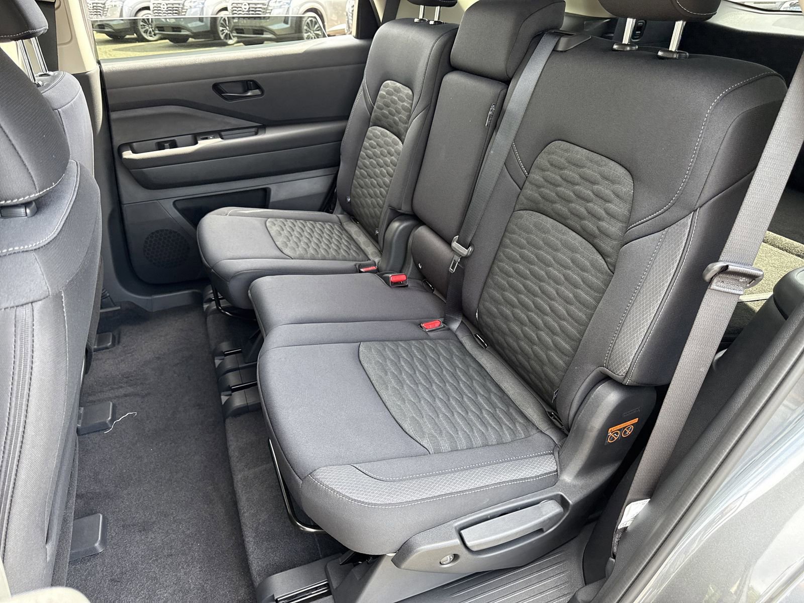 New 2026 Nissan Pathfinder SV w/ SV Premium Package FWD image 16