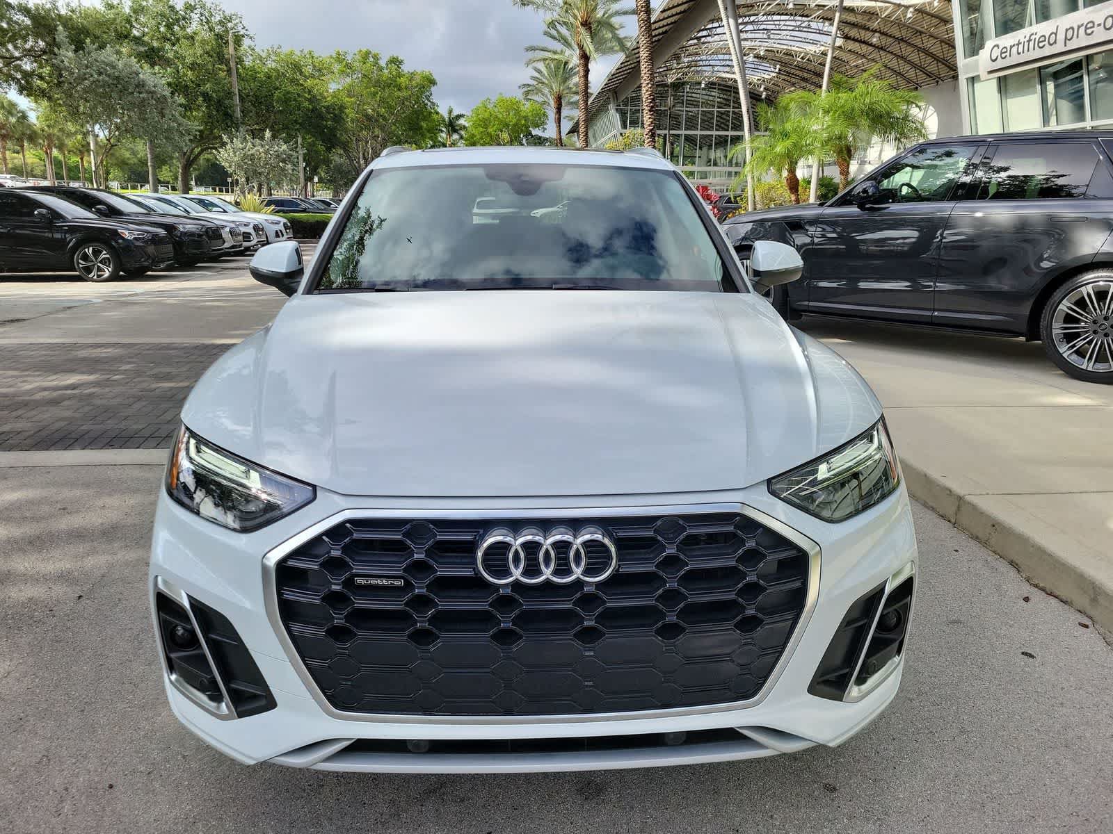 Used 2023 Audi Q5 2.0T Premium w/ Convenience Package AWD/4WD image 14