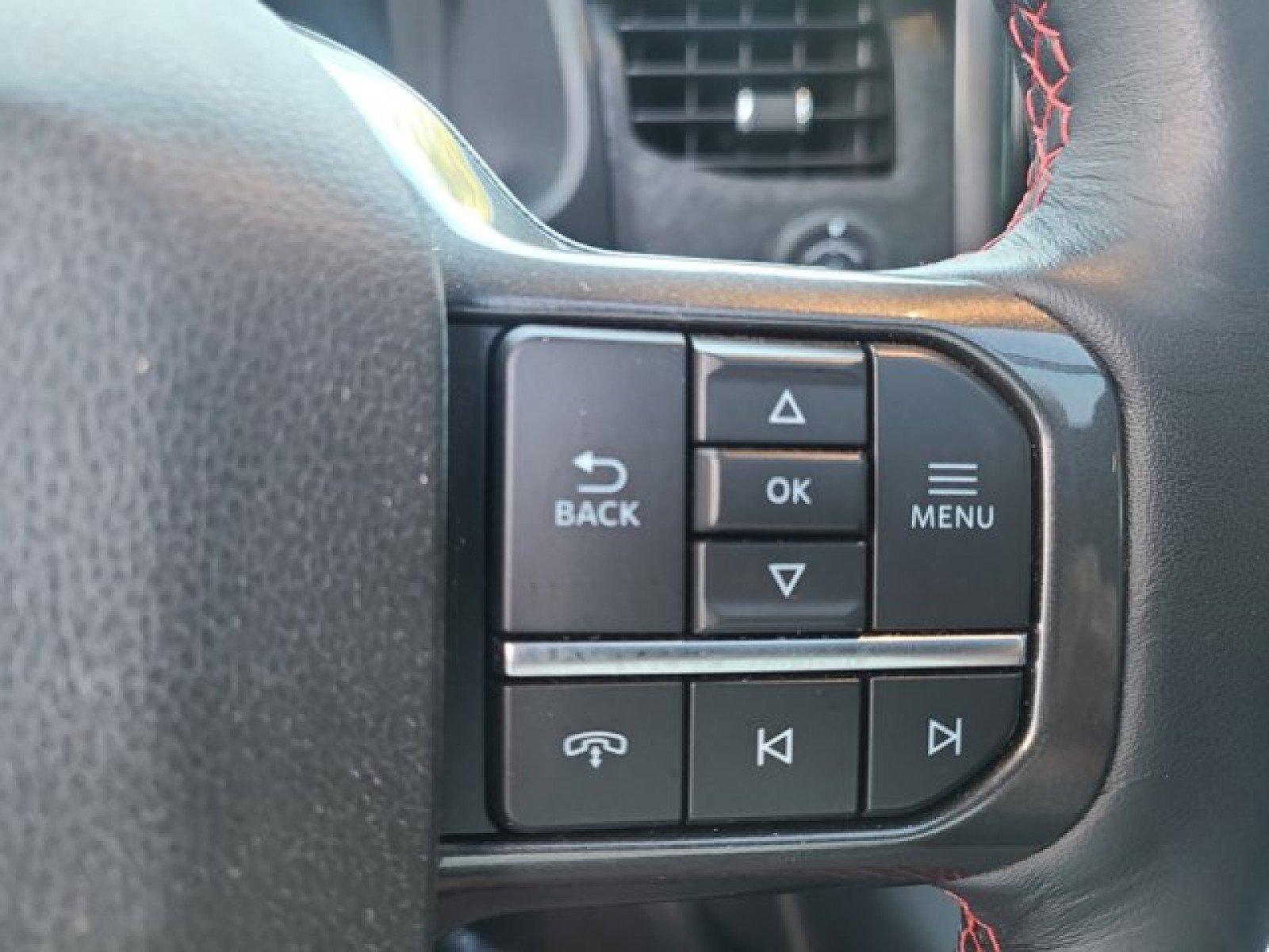 Used 2023 Ford Expedition Max Limited image 30