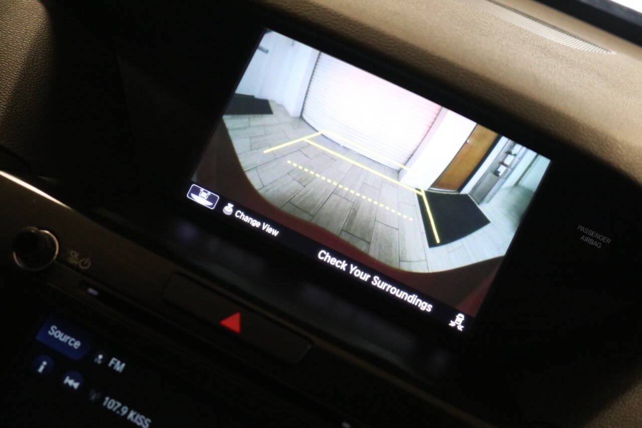 Used 2020 Acura MDX w/ Technology Package AWD/4WD image 35