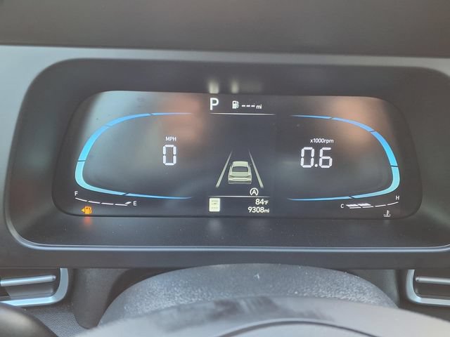 Used 2026 Hyundai Elantra SE FWD image 20