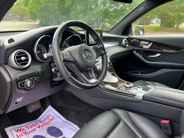 Used 2019 Mercedes-Benz GLC 300 4MATIC image 11