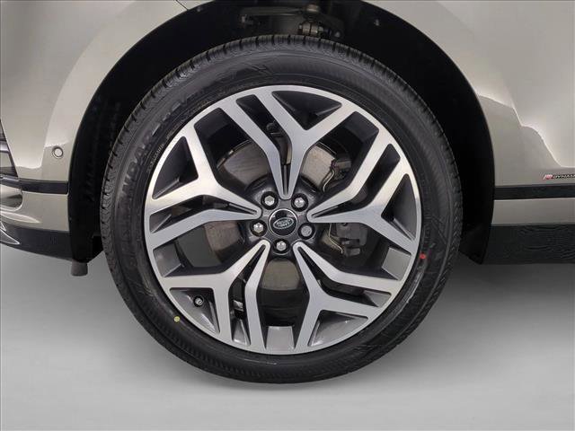 Used 2019 Land Rover Range Rover Velar R-Dynamic SE image 28