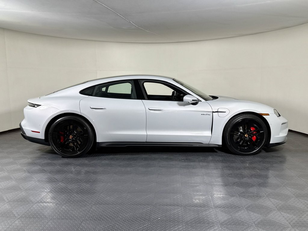 Certified 2026 Porsche Taycan 4S AWD/4WD image 8