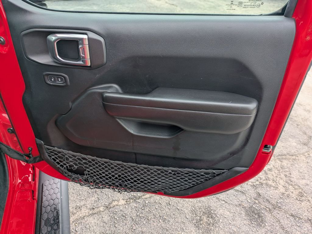 Used 2023 Jeep Wrangler Sport S image 27