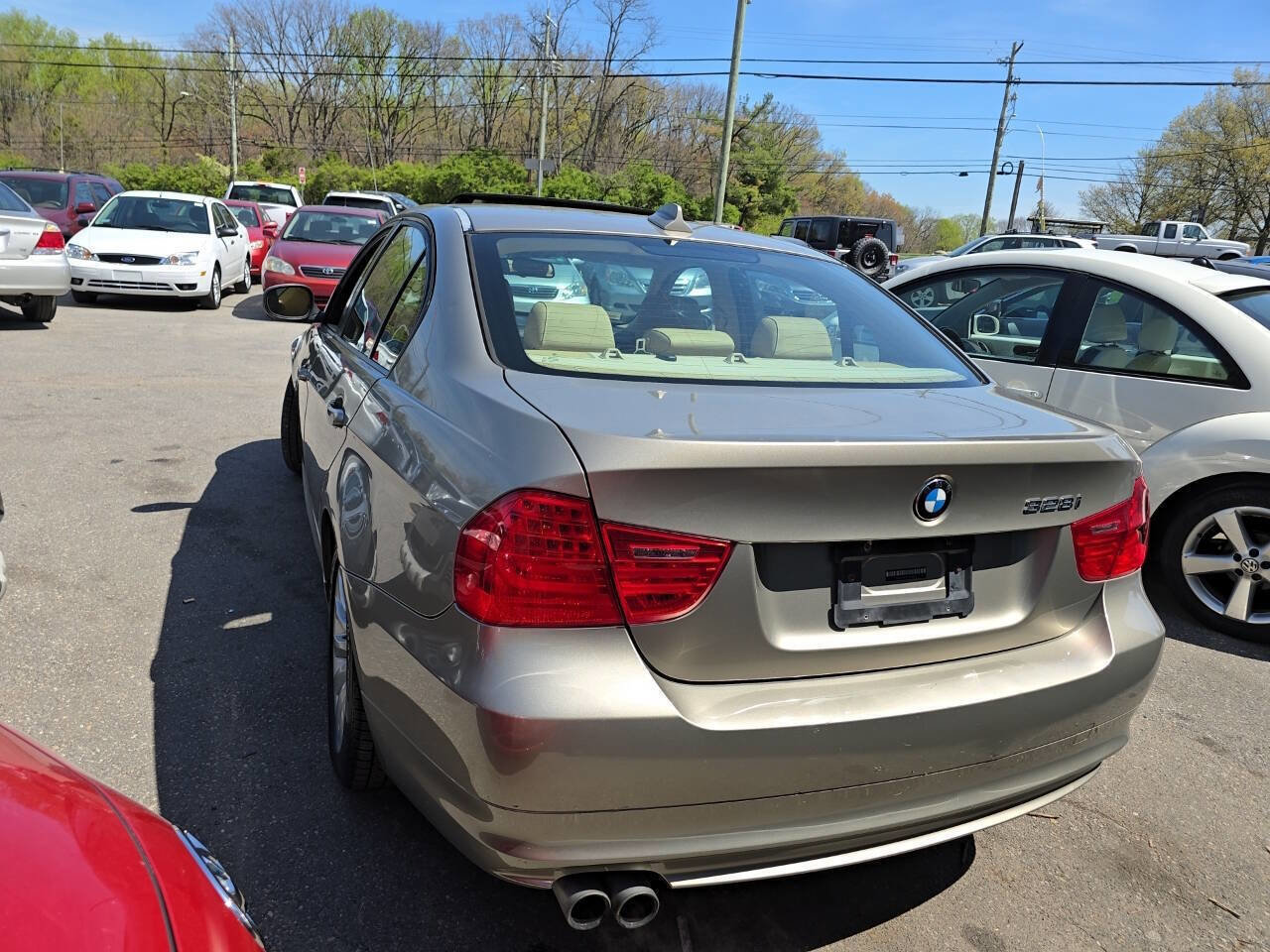 Used 2009 BMW 328i xDrive Sedan image 5