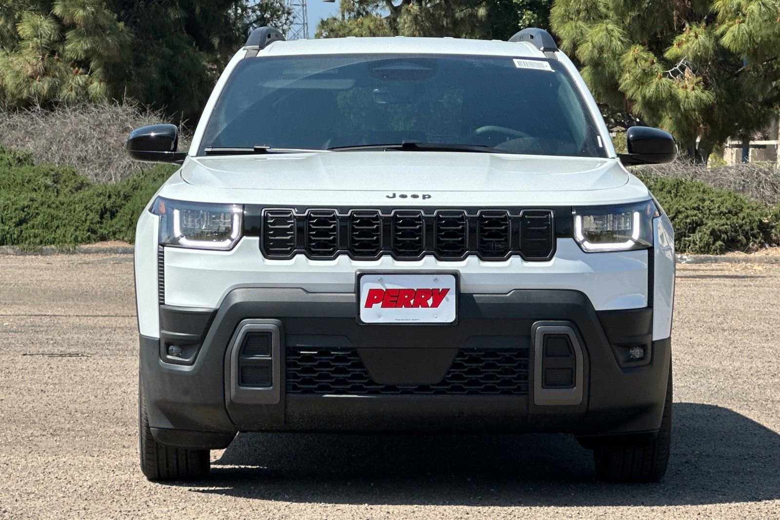 New 2026 Jeep Cherokee Laredo image 2