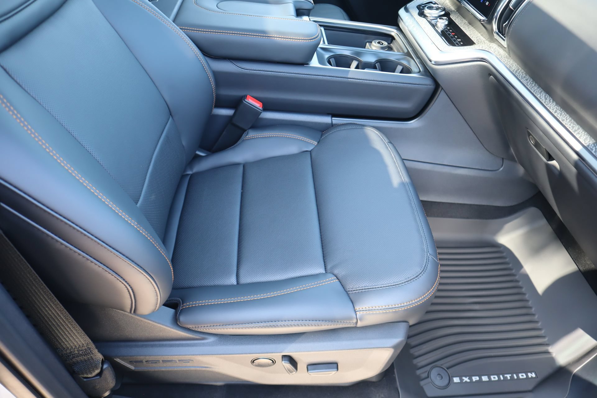 New 2027 Ford Expedition Tremor AWD/4WD image 15