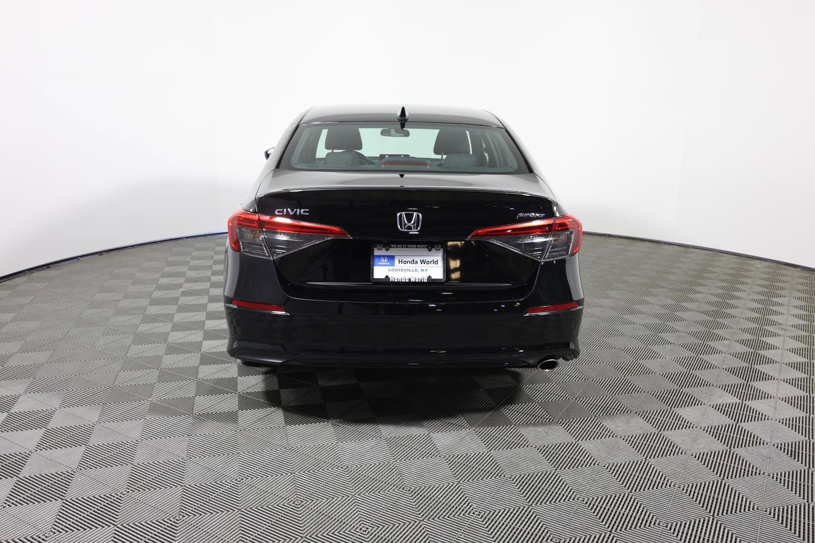 Used 2023 Honda Civic Sport image 6