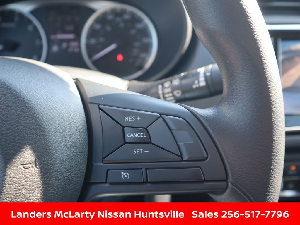 Used 2025 Nissan Versa S w/ Trunk Package image 23