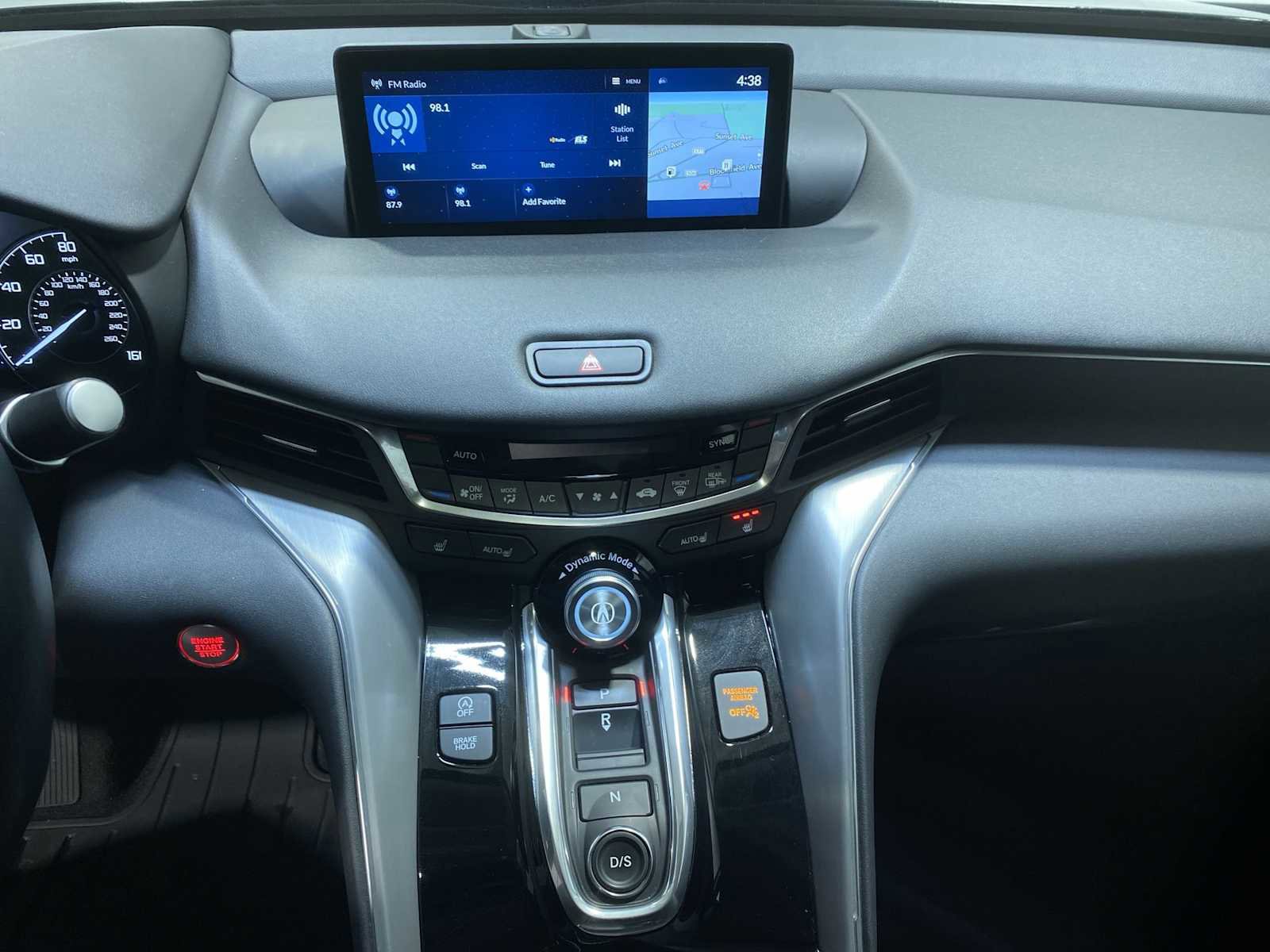 Used 2022 Acura TLX w/ Technology Package image 16