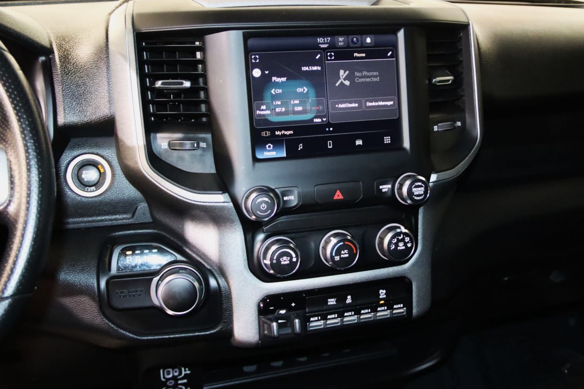 Used 2024 RAM 2500 Tradesman w/ Chrome Appearance Group AWD/4WD image 44