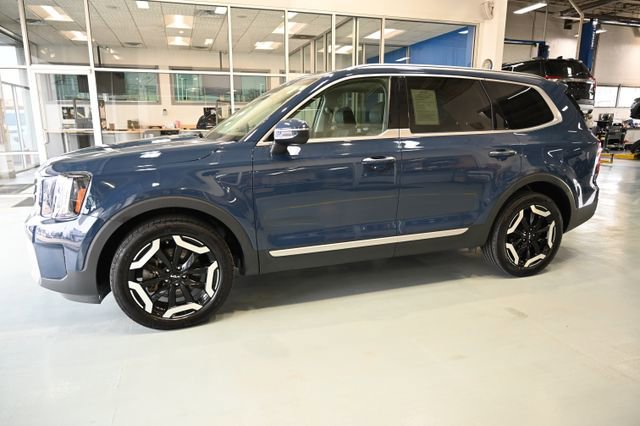 Used 2023 Kia Telluride S w/ S Sunroof Package image 7