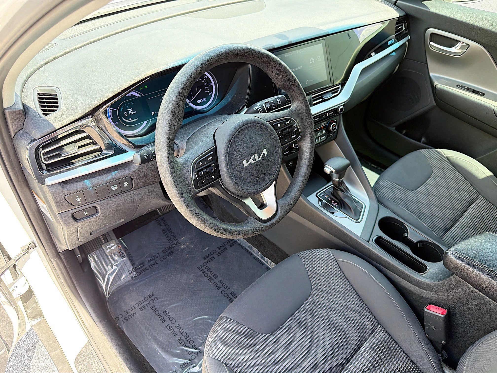 Used 2022 Kia Niro LX FWD image 21