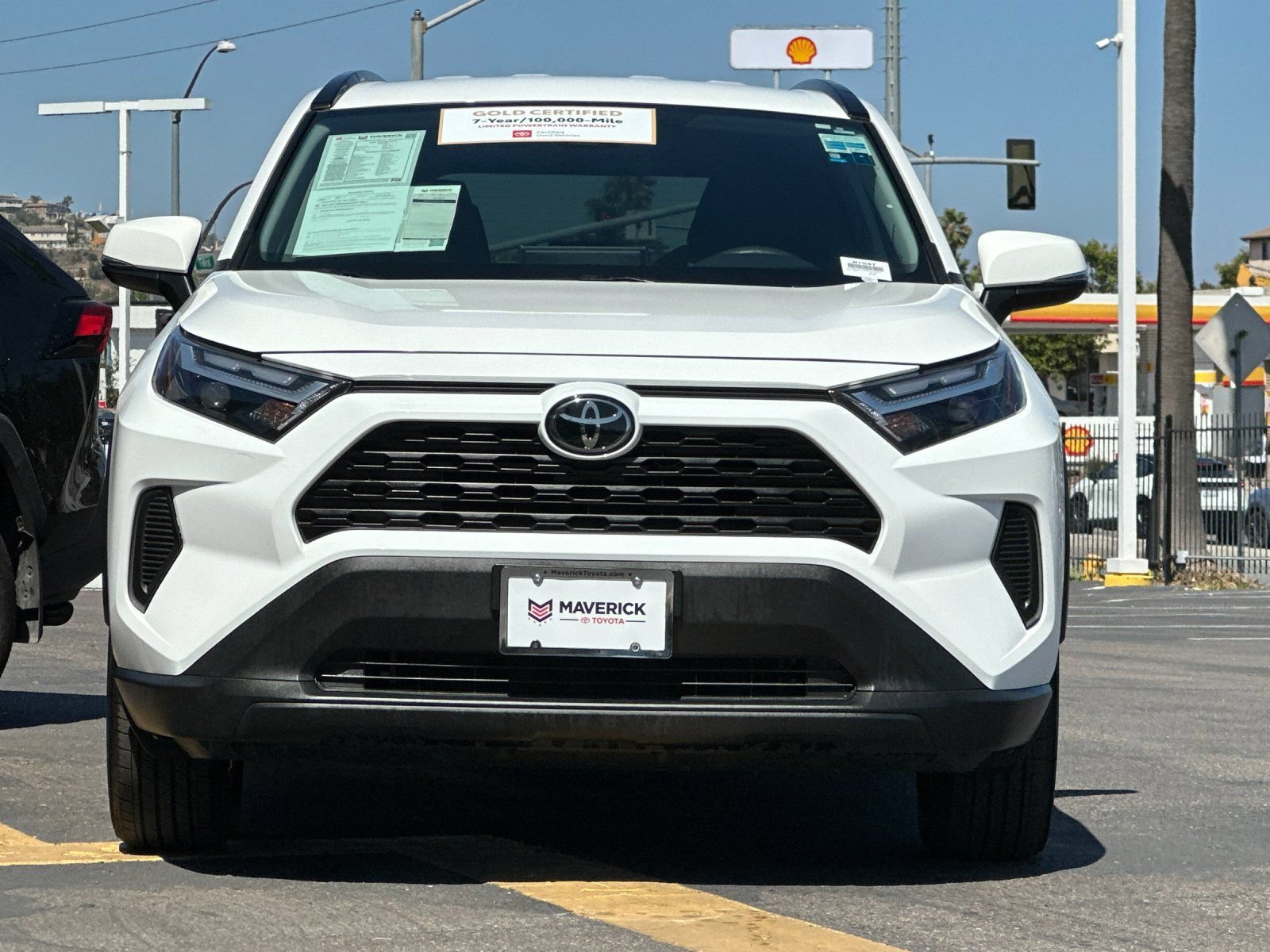 Used 2025 Toyota RAV4 XLE FWD image 7