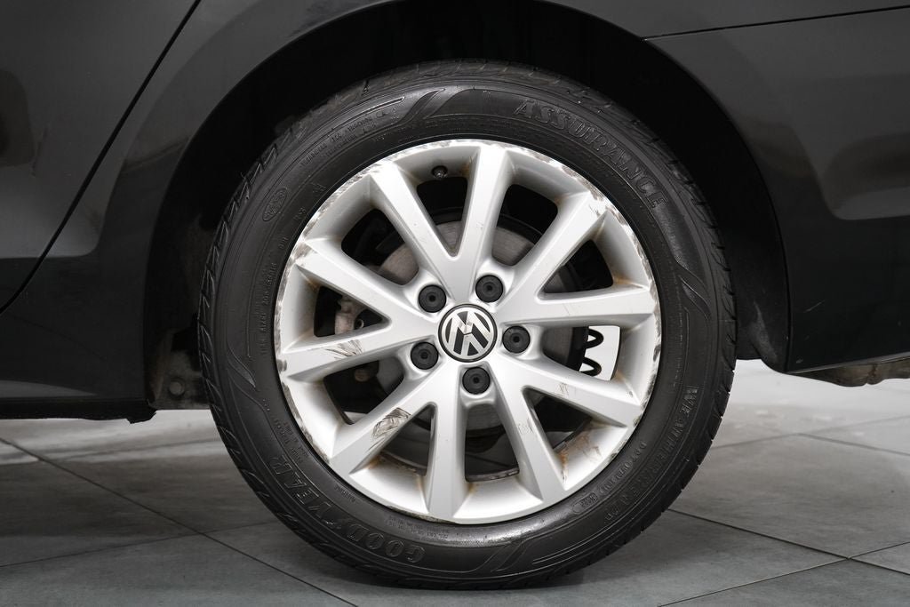 Used 2012 Volkswagen Jetta SE FWD image 34