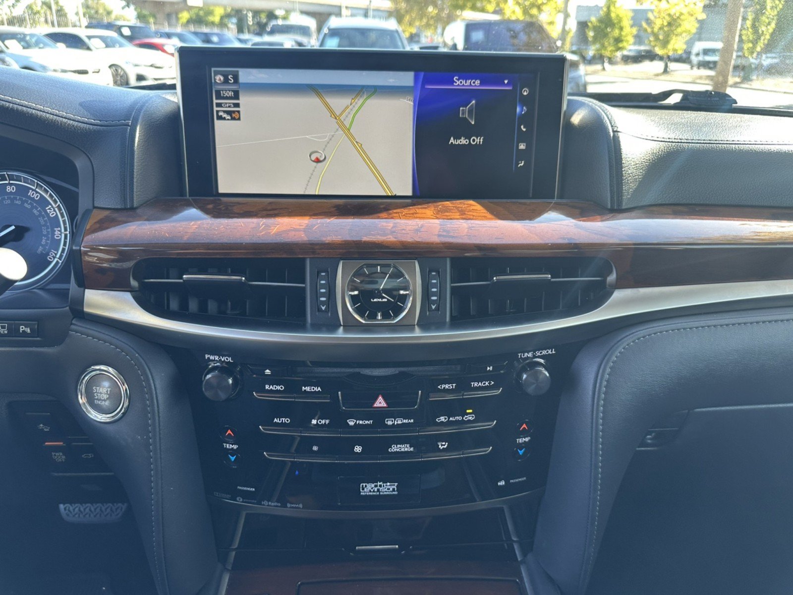 Used 2017 Lexus LX 570 4WD image 25