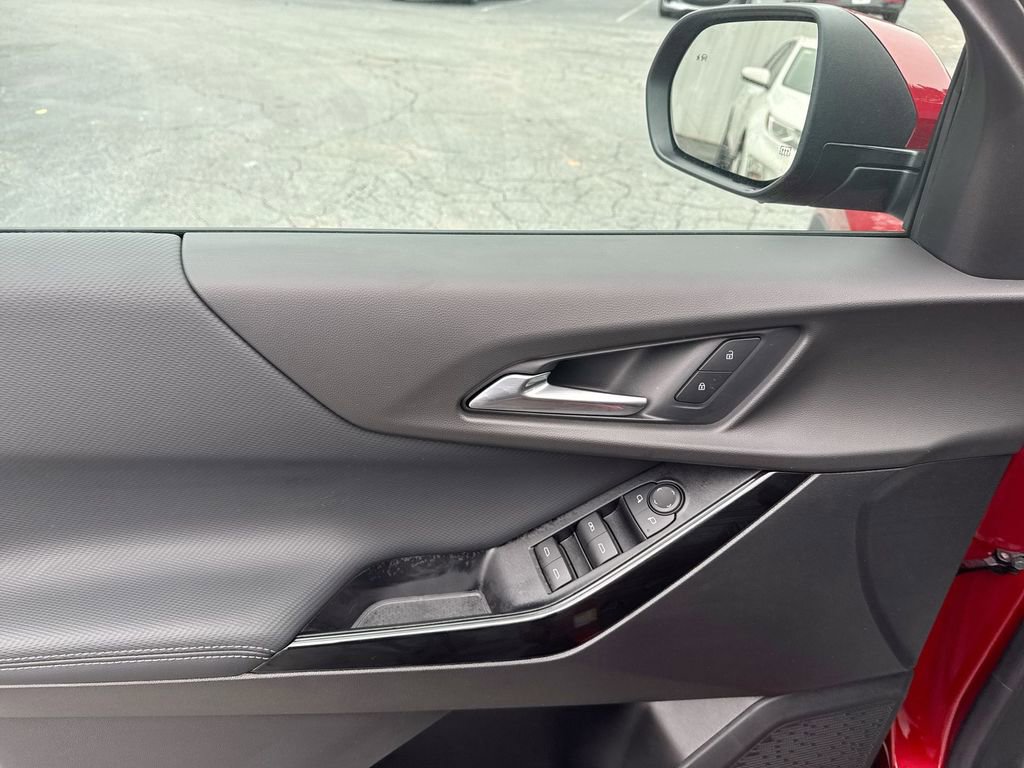 New 2026 Chevrolet Equinox LT image 15