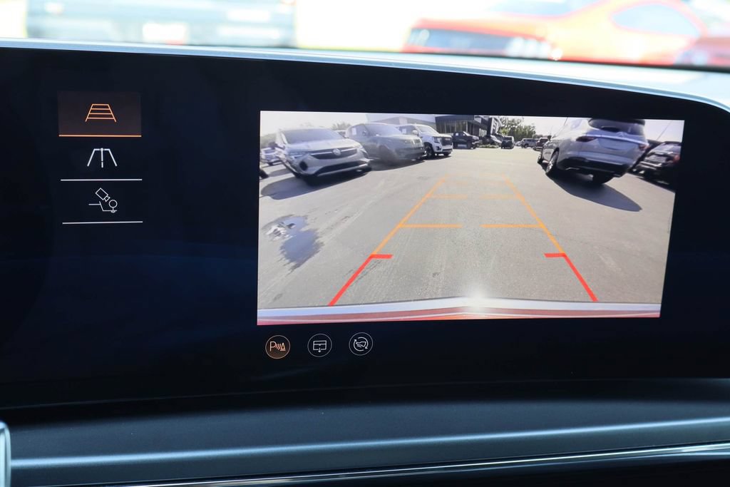 Certified 2024 Cadillac Lyriq Tech AWD/4WD image 16