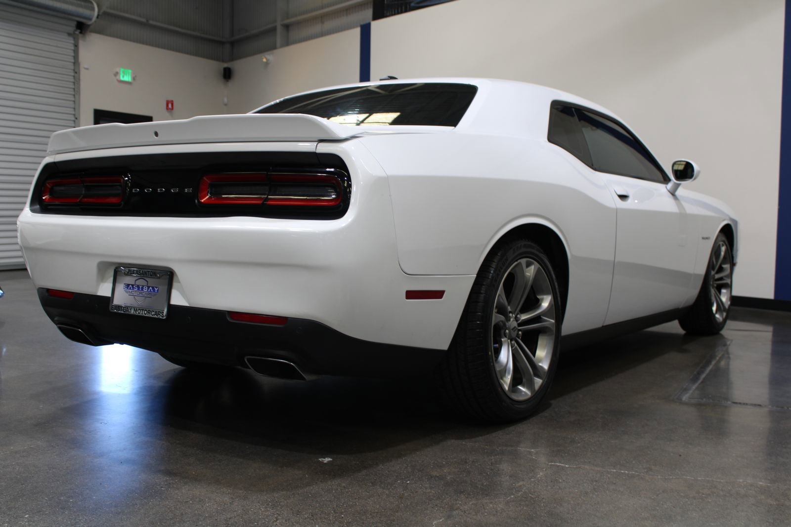 Used 2020 Dodge Challenger R/T RWD image 12